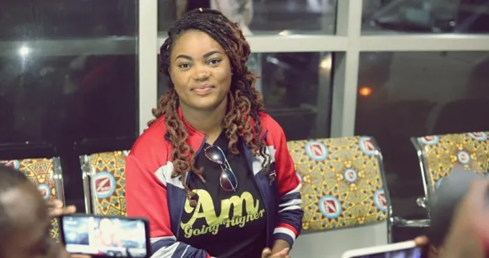 musique-gospel-deborah-lukalu-en-concert-a-abidjan