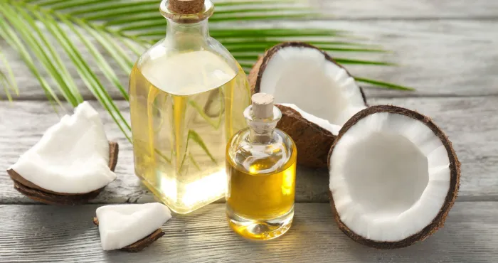les-raisons-de-faire-l-huile-de-coco-un-compagnon-de-beaute