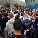 football-lionel-messi-attendu-au-psg-pour-la-signature-du-contrat