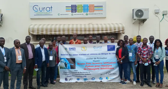 gestion-des-zones-marines-et-cotieres-les-oceanographes-outilles-a-l-analyse-des-donnees-satellitaires