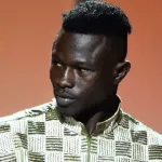 mamadou-gassama-le-heros-francais-abandonne-par-la-france