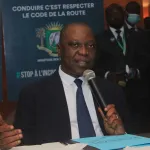 interdiction-des-motos-et-tricycles-a-abidjan-200-millions-fcfa-decaisses-pour-l-implantation-de-1-700-panneaux-de-signalisation
