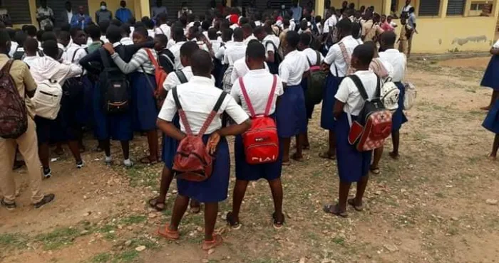 rentree-scolaire-2021-2022-la-moyenne-d-orientation-en-seconde-a-et-c-est-fixee-a-10-20