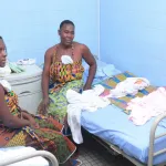 chu-de-treichville-une-mere-de-nouveaux-nes-quadruple-demande-de-l-aide