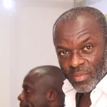 tribunal-du-plateau-yves-de-m-bella-en-pleurs-pendant-la-plaidoirie-de-ses-avocats