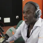 yves-de-mbella-condamne-les-regrets-au-rendez-vous