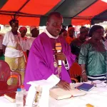 commemoration-du-19-septembre-2002-depuis-le-village-de-guei-robert-un-cure-lance-un-important-message-aux-politiciens