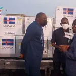 covid-19-le-vaccin-astrazeneca-de-nouveau-disponible-plus-de-35-000-doses-receptionnees-par-le-ministre-de-la-sante