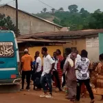 les-vehicules-de-transport-en-nombre-reduit-apres-la-repression-des-denrees-alimentaires-menacees