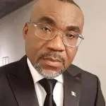 cote-d-ivoire-en-presence-de-simone-gbagbo-un-ancien-vice-president-de-eds-allume-laurent-gbagbo-en-public