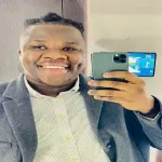 showbiz-apoutchou-national-reconverti-en-artiste-chanteur