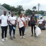 lutte-contre-l-insalubrite-des-jeunes-benevoles-sensibilisent-les-populations-du-village-santai
