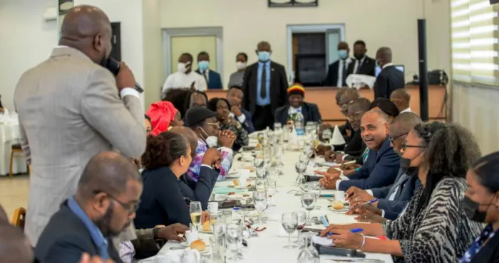 production-musicale-le-premier-ministre-patrick-achi-reaffirme-l-engagement-du-gouvernement-a-soutenir-les-acteurs-du-secteur