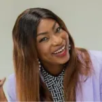 du-cinema-a-la-tele-la-celebre-actrice-kadhy-toure-reussit-sa-conversion-en-presentatrice-sur-nci