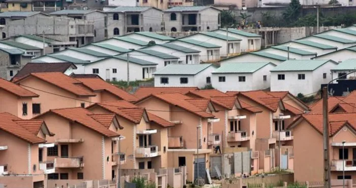 cote-d-ivoire-les-consignes-du-ministre-bruno-kone-aux-promoteurs-immobiliers-pour-combler-le-deficit-en-logements