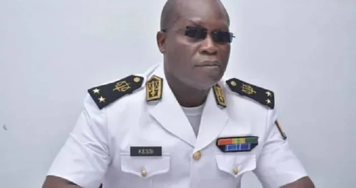 affaire-une-fille-raflee-perd-connaissance-dans-le-vehicule-de-la-police-ange-kessi-attend-la-plainte-de-la-victime