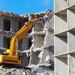 travaux-de-voirie-des-immeubles-lieux-de-culte-maisons-maquis-et-magasins-demolis-a-yopougon-gesco