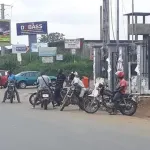 braquage-a-yopougon-ancien-bel-air-en-moins-de-10-min-les-quidams-ont-emporte-14-millions-francs-cfa