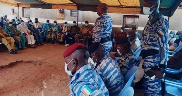 cote-d-ivoire-des-femmes-tabassent-un-gendarme-tout-savoir-sur-le-nouveau-parti-de-gbagbo-simone-fait-le-show-avec-des-allemands