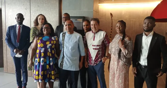 entrepreneuriat-l-oif-forme-une-trentaine-d-entreprises-et-start-ups-en-strategie-commerciale