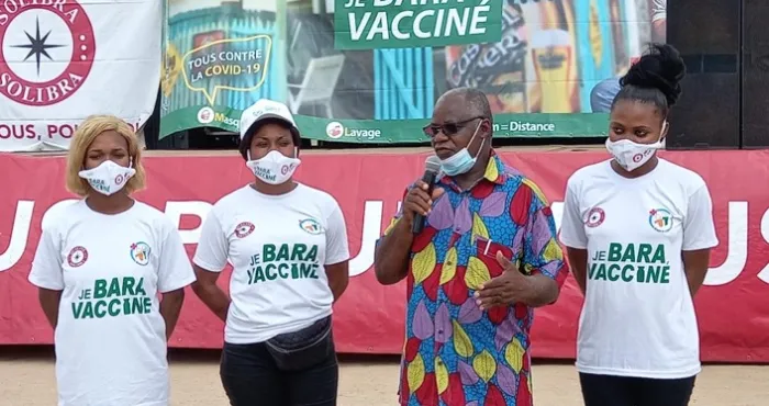 covid-19-la-caravane-de-vaccination-de-solibra-a-bonoua-pendant-2-jours