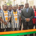 zouglou-le-duo-vda-reconforte-les-migrants-ivoiriens-en-detresse-en-tunisie