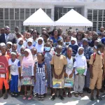 remise-de-kits-scolaires-less-than-less-than-abobo-ne-veut-plus-voir-ses-enfants-dans-la-rue-greater-than-greater-than-kandia-camara