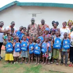 rentree-scolaire-2021-2022-la-fondation-wilfried-zaha-distribue-des-kits-scolaires-aux-eleves-de-24-villages-de-5-regions-du-pays