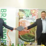 protection-de-l-environnement-une-brasserie-s-engage-a-fournir-la-levure-de-biere-et-la-dreche-a-la-scb
