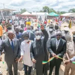 cote-d-ivoire-la-fondation-lonaci-offre-un-complexe-culturel-et-sportif-aux-populations-de-kong