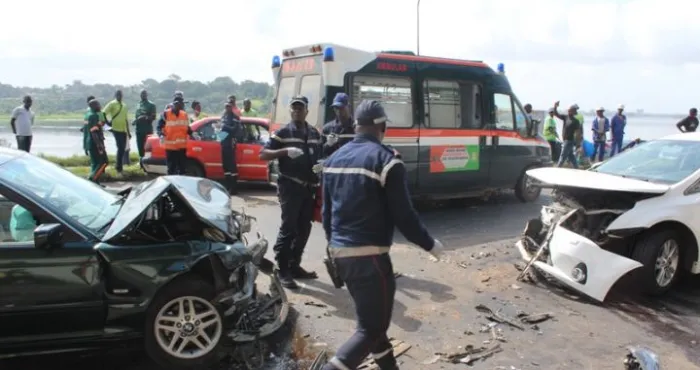 cocody-riviera-grave-accident-ce-matin-au-tunnel-de-la-riviera-2-un-mort-enregistre