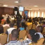 chomage-en-cote-d-ivoire-un-pretre-denonce-un-drame-social-ivoirien-la-crise-des-3000-docteurs-une-veritable-honte