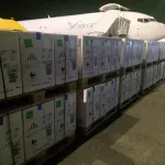 covid-600-000-doses-de-type-pfizer-receptionnees-a-abidjan