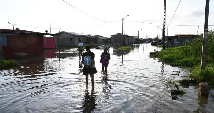 alerte-meteo-des-fortes-pluies-s-abattront-sur-abidjan-et-d-autres-villes-de-l-interieur-voici-la-recommandation-de-la-sodexam
