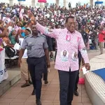 cote-d-ivoire-affi-reussi-son-congres-bedie-fait-des-recommandations-un-commissariat-vandalise-a-abengourou