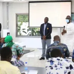 audiovisuel-fetes-de-fin-d-annee-2021-une-entreprise-sort-le-grand-jeu-pour-ses-abonnes