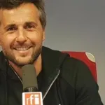 football-voici-comment-le-coach-patrice-beaumelle-a-precipite-l-elimination-des-elephants-face-aux-lions-du-cameroun