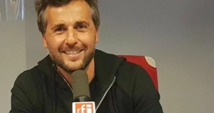football-voici-comment-le-coach-patrice-beaumelle-a-precipite-l-elimination-des-elephants-face-aux-lions-du-cameroun