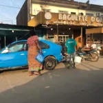 yopougon-la-circulation-paralysee-ce-lundi-par-une-greve-de-gbakas-et-woro-woro