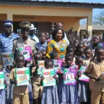 cote-d-ivoire-la-banque-mondiale-finance-l-acquisition-d-ouvrages-scolaires-et-de-guides-maitres-pour-les-eleves-et-enseignants