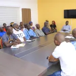 koumassi-les-autorites-municipales-ont-rencontre-les-sinistres-du-quartier-houphouet-boigny-1-et-2