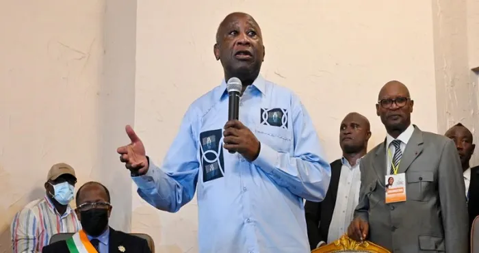 cote-d-ivoire-les-verites-de-laurent-gbagbo-au-gouvernement-9-accords-signes-entre-ouattara-et-ramaphosa-les-ex-premieres-au-marche-gouro