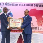13eme-nuit-des-batisseurs-de-l-economie-africaine-yeo-pena-abdoulaye-directeur-au-ministere-de-la-sante-prime