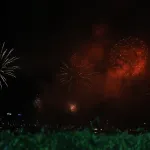 reveillon-de-la-saint-sylvestre-le-ciel-abidjanais-s-est-illumine-aux-couleurs-des-feux-d-artifice