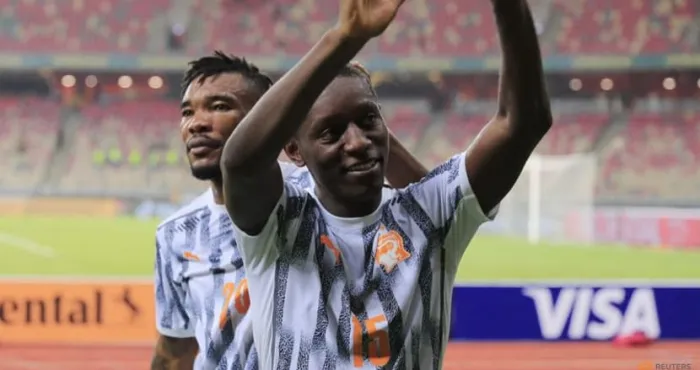 can-2021-max-gradel-offre-la-victoire-aux-elephants-devant-la-guinee-equatoriale-et-rend-hommage-a-son-defunt-pere