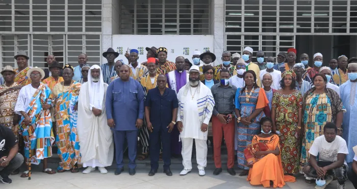 abobo-les-populations-saluent-la-less-than-less-than-renaissance-greater-than-greater-than-de-la-commune