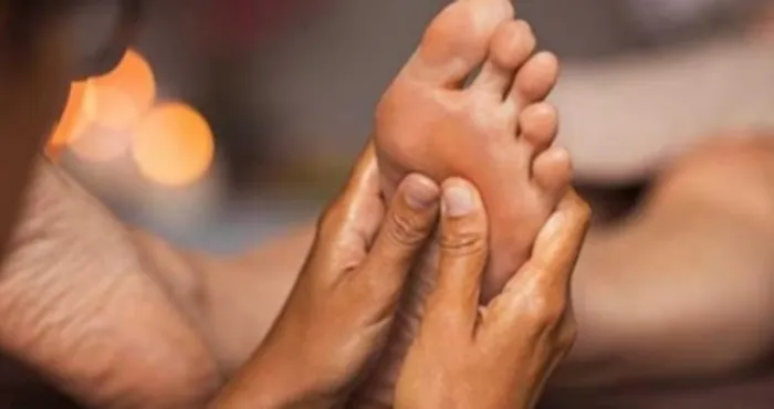 le-pied-d-athlete-se-soigne-voici-comment-s-y-prendre