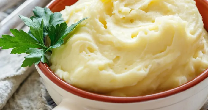 cuisine-tout-ce-qu-il-faut-savoir-pour-reussir-sa-puree-de-pommes-de-terre-maison