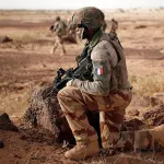 deplacement-des-troupes-francaises-du-mali-vers-le-niger-un-pretre-catholique-denonce-un-passage-de-force
