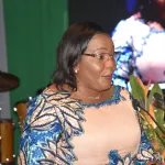 cote-d-ivoire-trente-un-dinosaures-de-la-culture-ivoirienne-decores